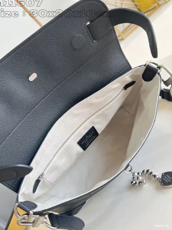 VUITTON Steamer LOUIS Crossbody-30*20*10CM 0530